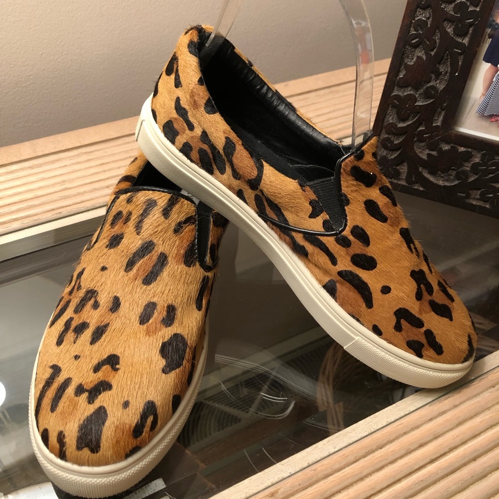 Steve Madden Cow Fur colorized leopard slip on👞…